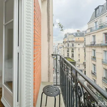 Flexliving - Whole - Abbe Groult Lejlighed Paris